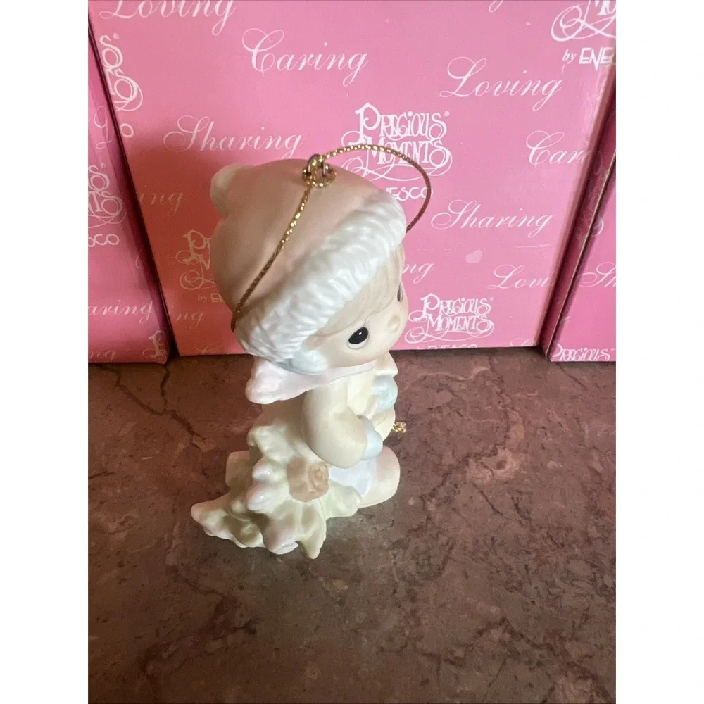 2004 Enesco Precious Moments Alive With The Spirit of The Season Ornament